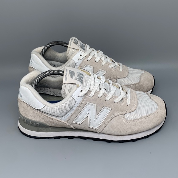 New Balance 574 Classic Beige White Running Shoes ML574EGW Men’s Sz 8.5D